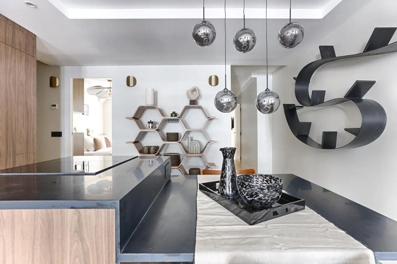 Mykeypers - Magnificent Luxury Flat 2Br-6P - Champ-Elysees Paříž 0*,  Francie